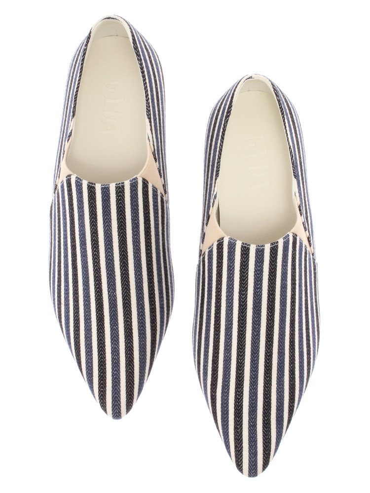 GYDA ポインテッドスリッポン