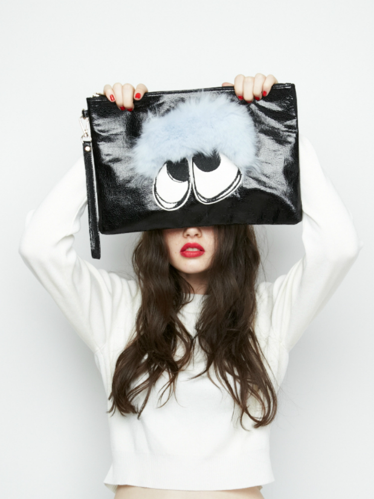 ＥＹＥＳ　ファークラッチ