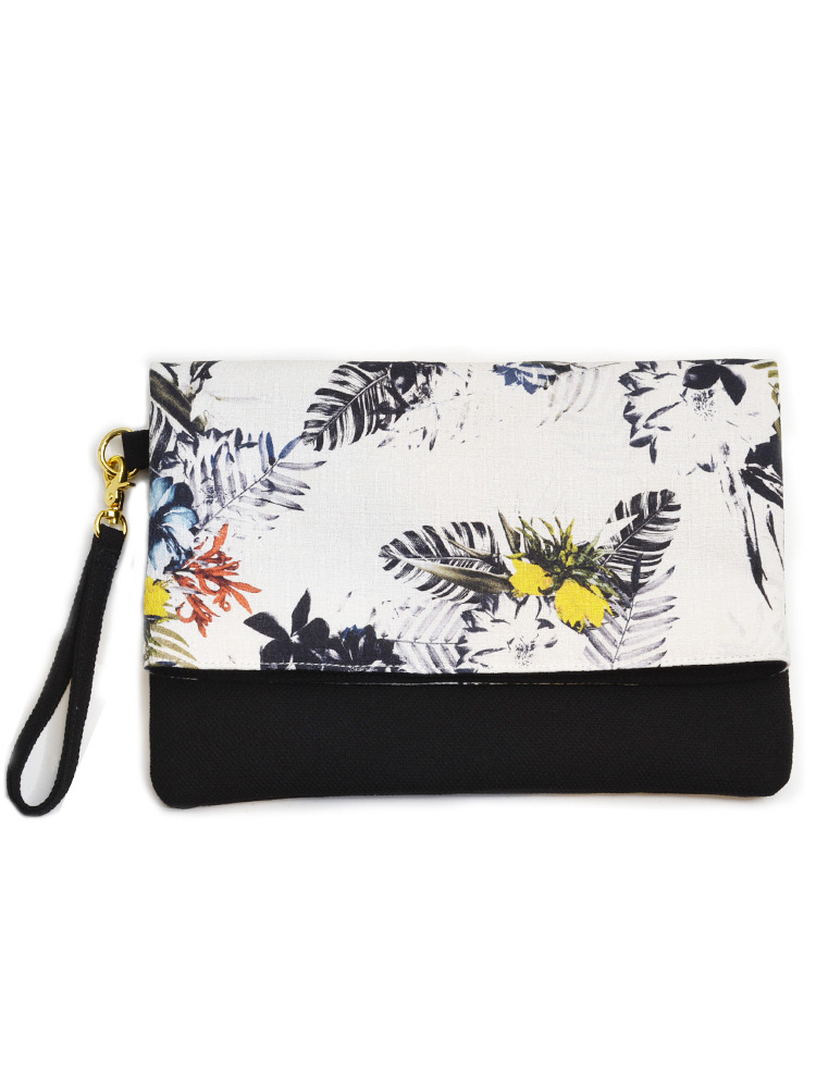 ボタニカルクラッチバッグ