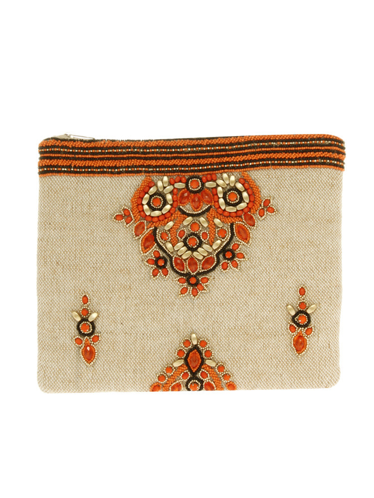 ビーズパスクラッチ