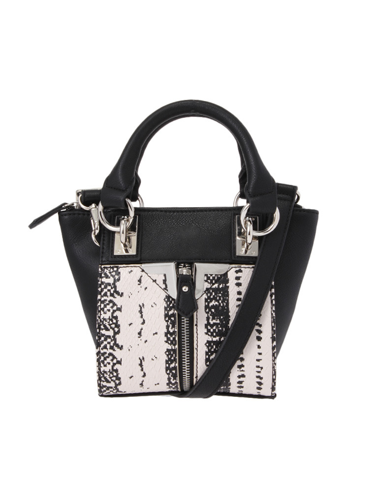 【WEBストア限定】DANIELLE NICOLE Alexa Python Baby Crossbody