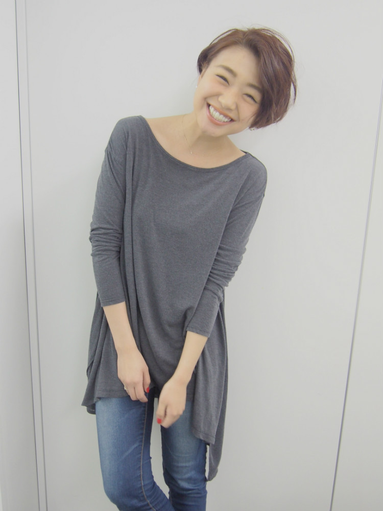 ワイドルーズロングスリーブTシャツ