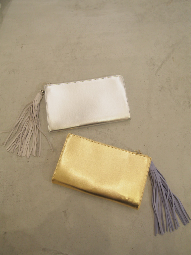 フリンジコンビメタリッククラッチバッグ