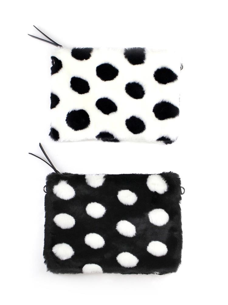 ドットファークラッチバッグ