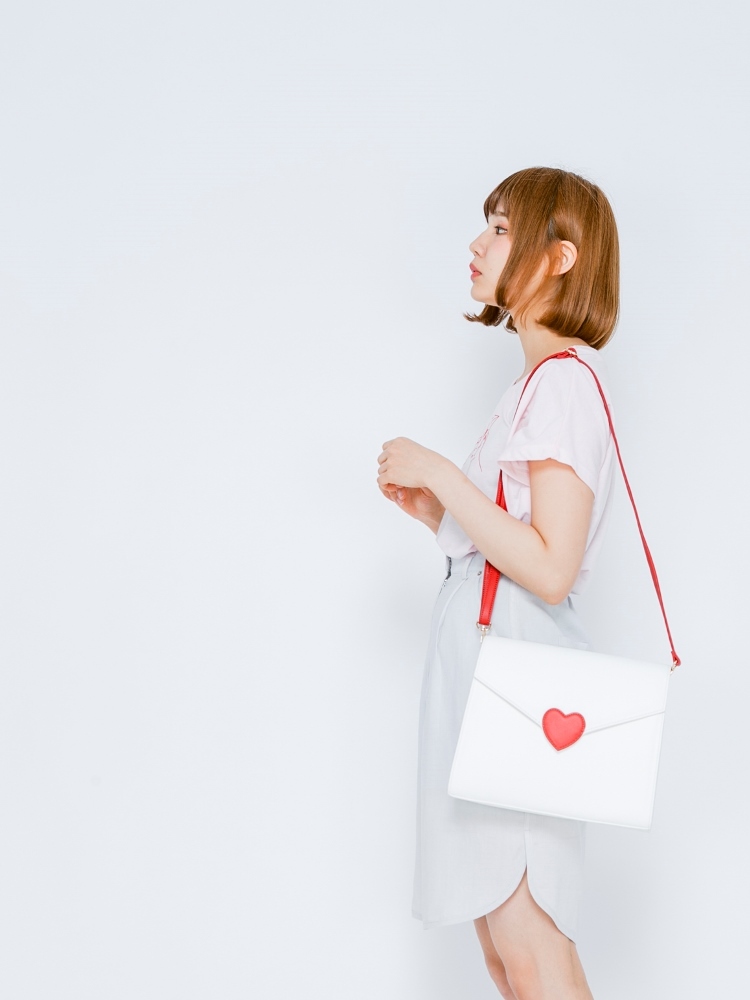 merry jennyラブレタークラッチBAG